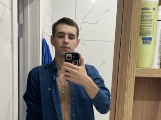 Webcam video show PeterBenjamin